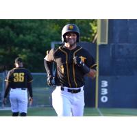 Sussex County Miners outfielder Rubi Silva
